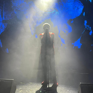 抽插婊子朱子涵喷水口球黑人三穴喷水
