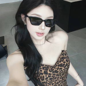 抽插婊子朱子涵喷水口球黑人三穴喷水
